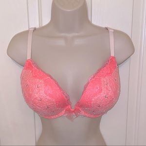 Victoria’s Secret Dream Angel Bra-34DD